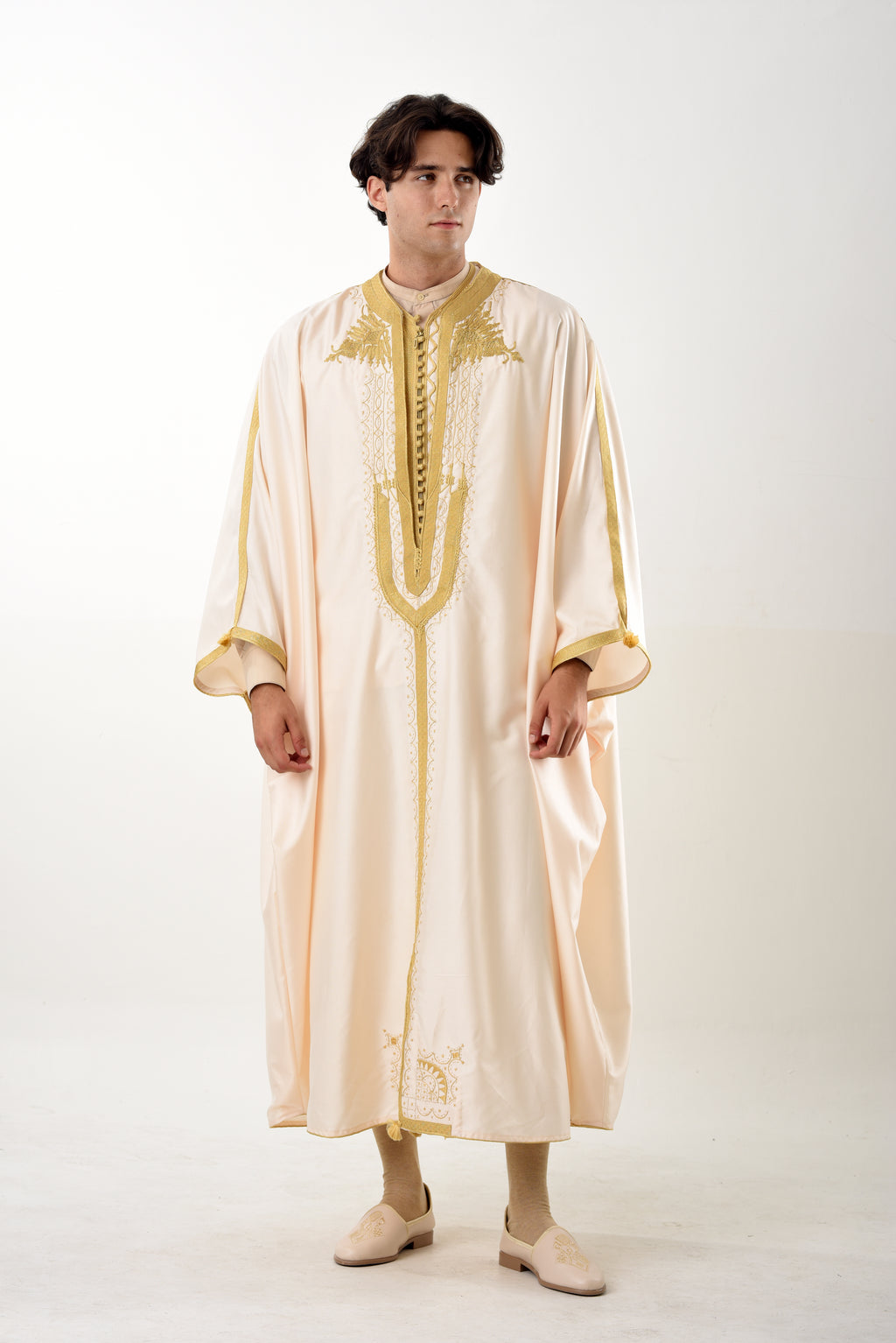 Jebba Tunisienne Blanc Cassé & Doré – Élégance Royale