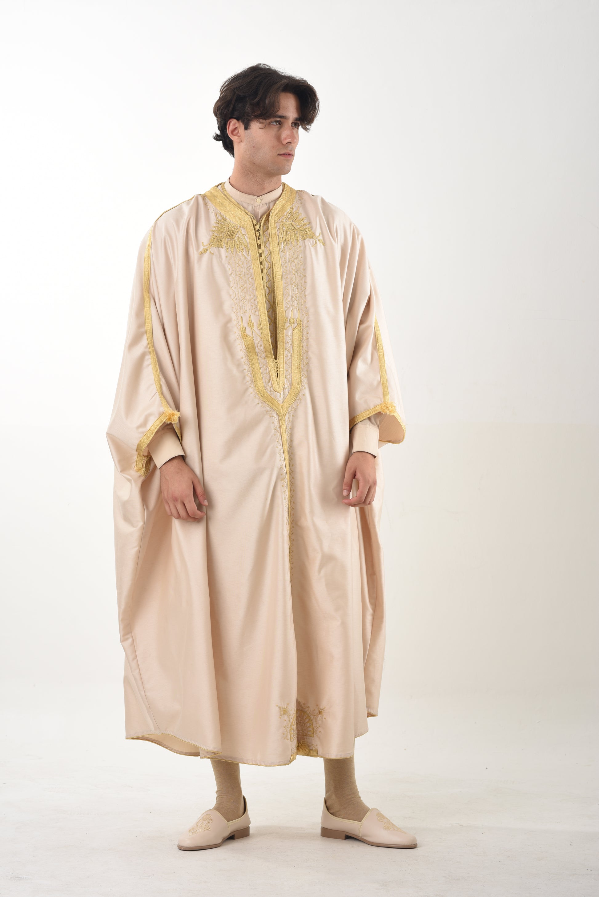 Jebba Tunisienne Beige Doré – Luxe Discret &amp; Héritage Tunisien