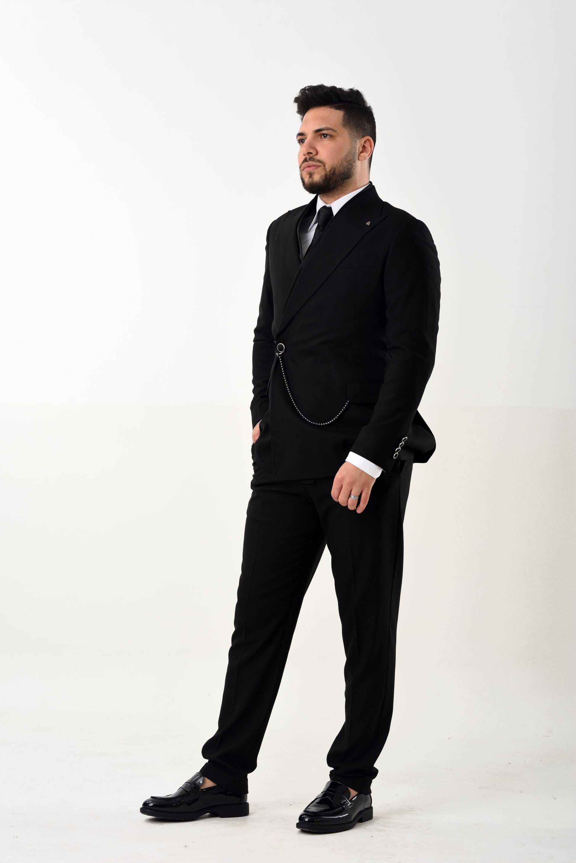Costume croisé noir – Élégance maîtrisée