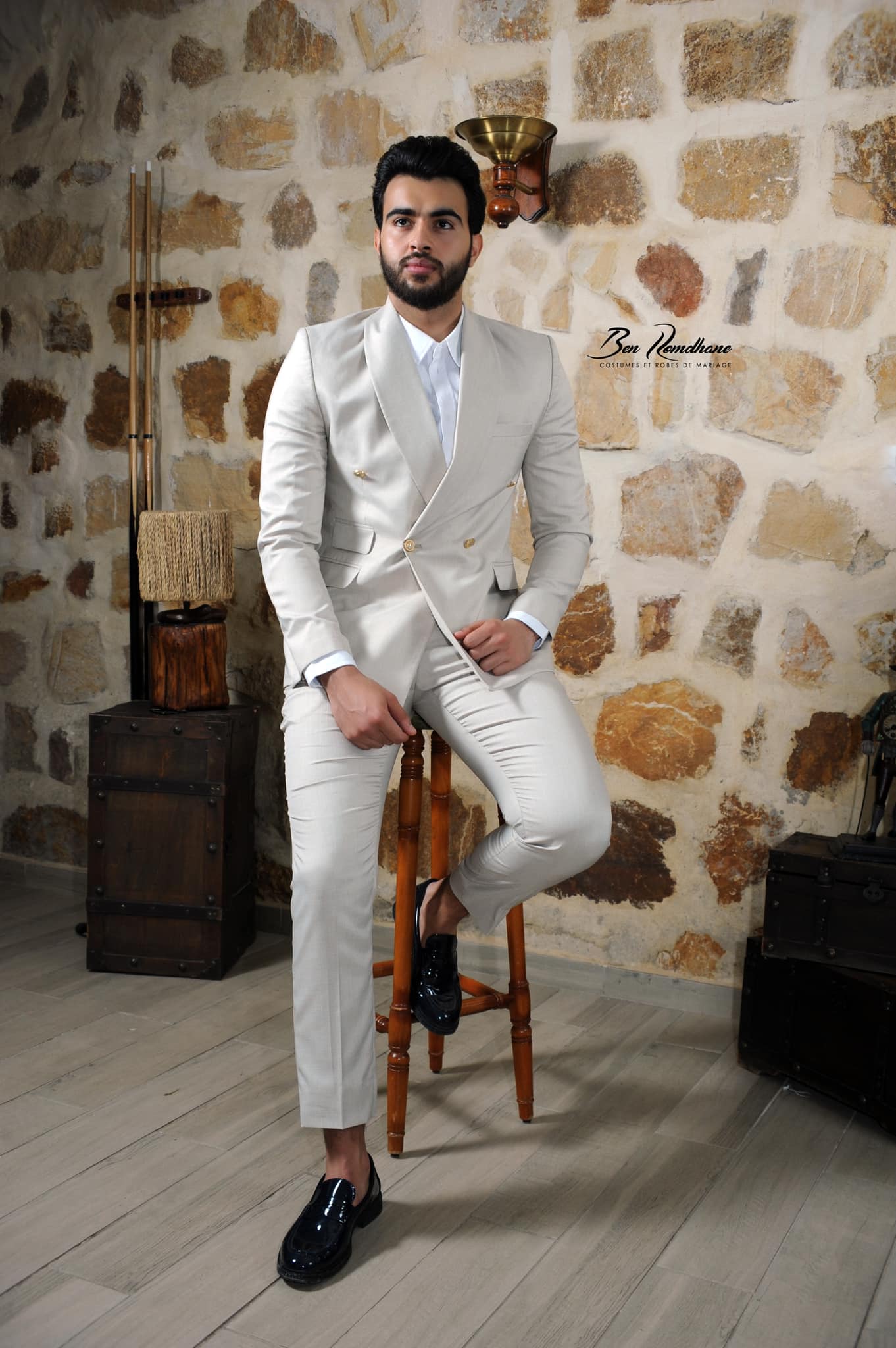 Costume Croisé - Un Style, Trois Couleurs