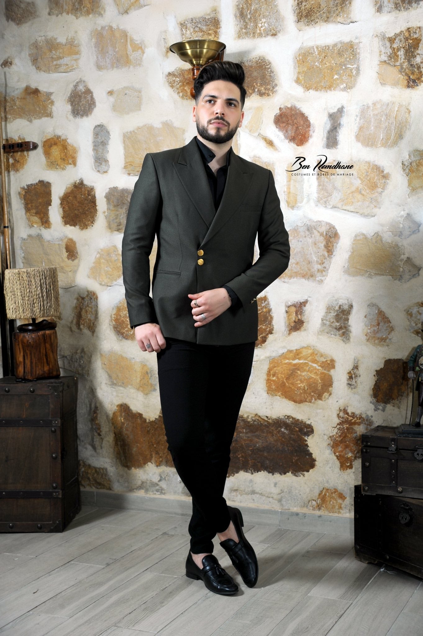 Costume Croisé - Un Style, Trois Couleurs